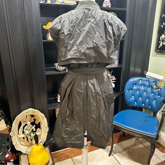 Liberzen Green Full Zip Mini Dress Size 6 NWOT - Picture 9 of 16